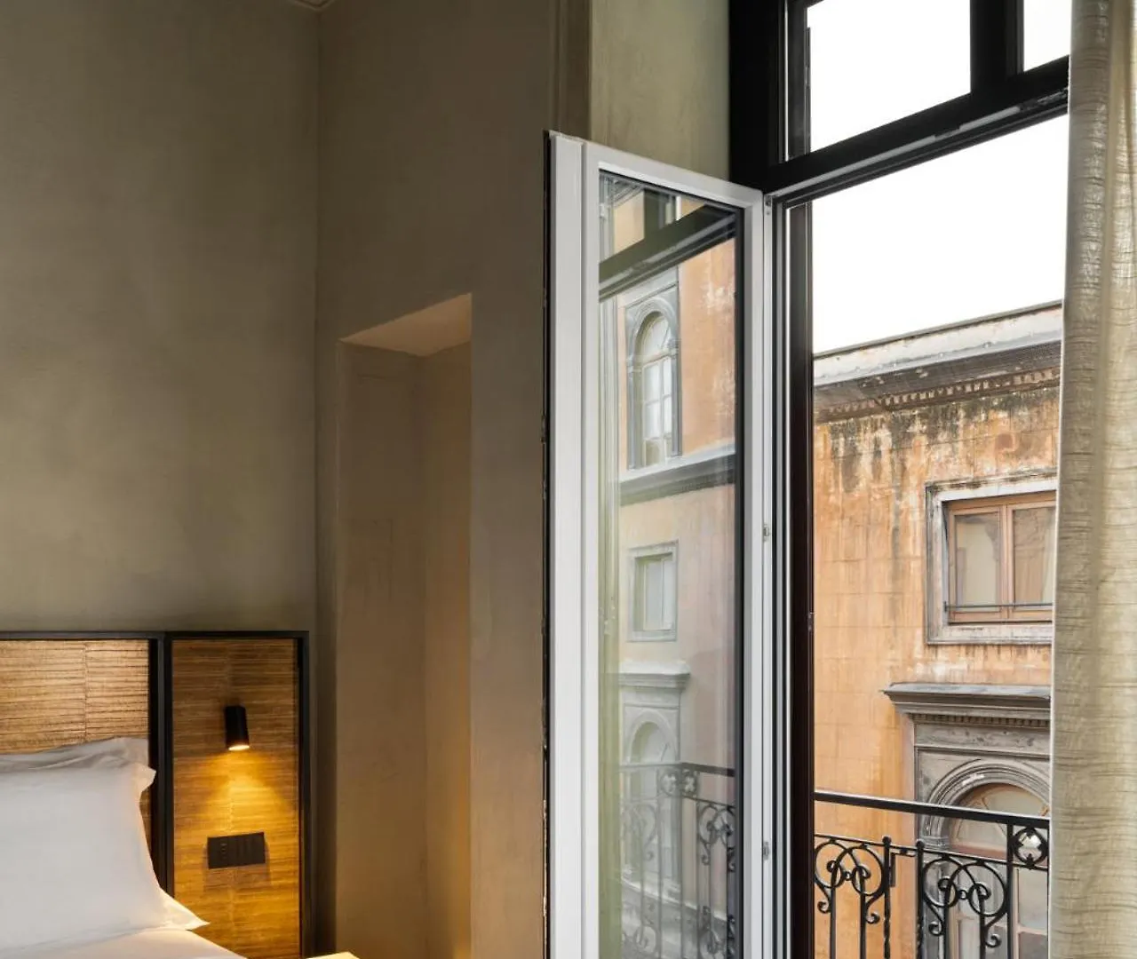 Guest house Unicum Suite Grande Archivio Napoli Centro Storico Italy